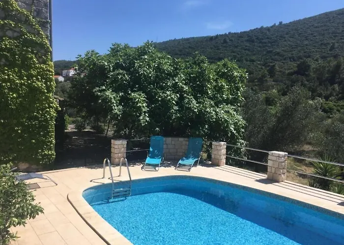 Kastil Mit Privatem Pool By Interhome コルチュラ