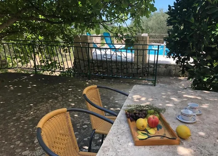 Kastil Mit Privatem Pool By Interhome コルチュラ