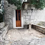 Kastil Mit Privatem Pool By Interhome Korcula Town