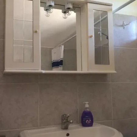 Kastil Mit Privatem Pool By Interhome *