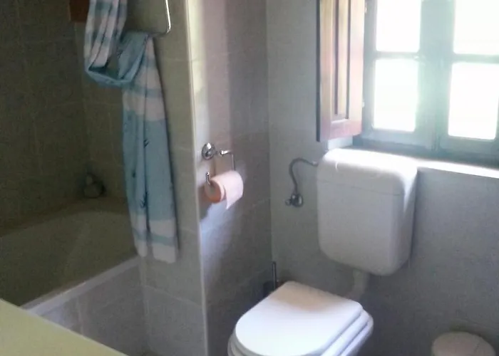 Kastil Mit Privatem Pool By Interhome *