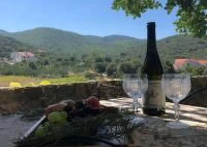 Kastil Mit Privatem Pool By Interhome Hébergement de vacances