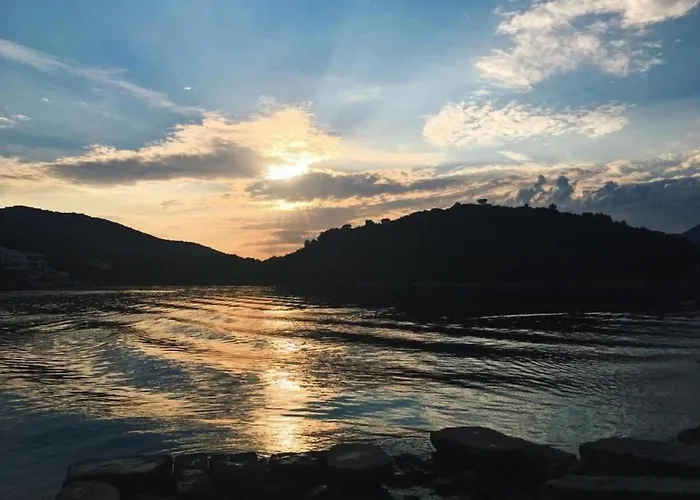 Kastil Mit Privatem Pool By Interhome * Korčula